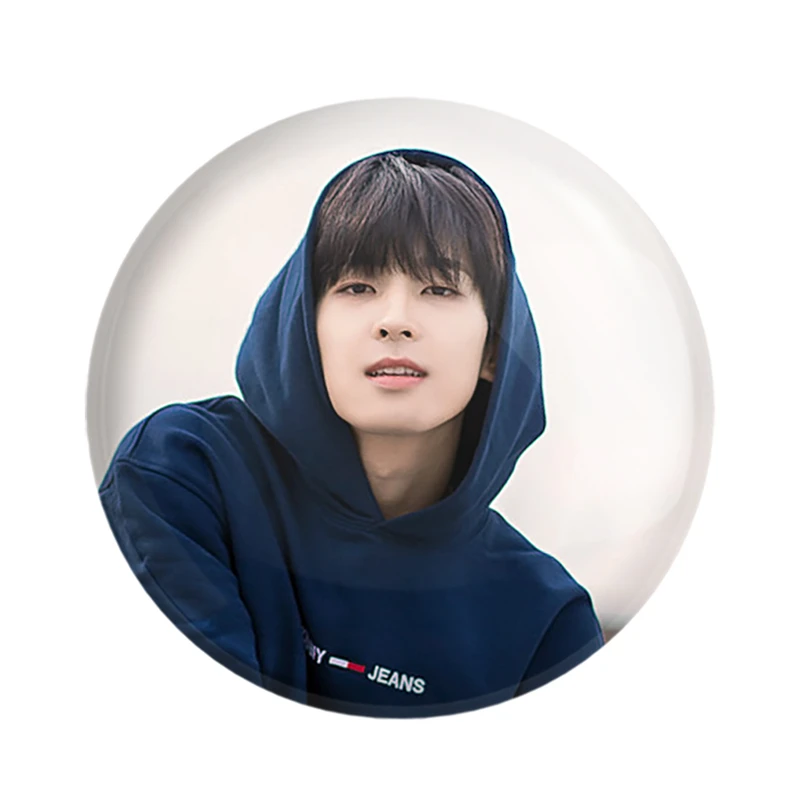 مگنت خندالو مدل ونوو گروه سونتین Seventeen  کد 21641