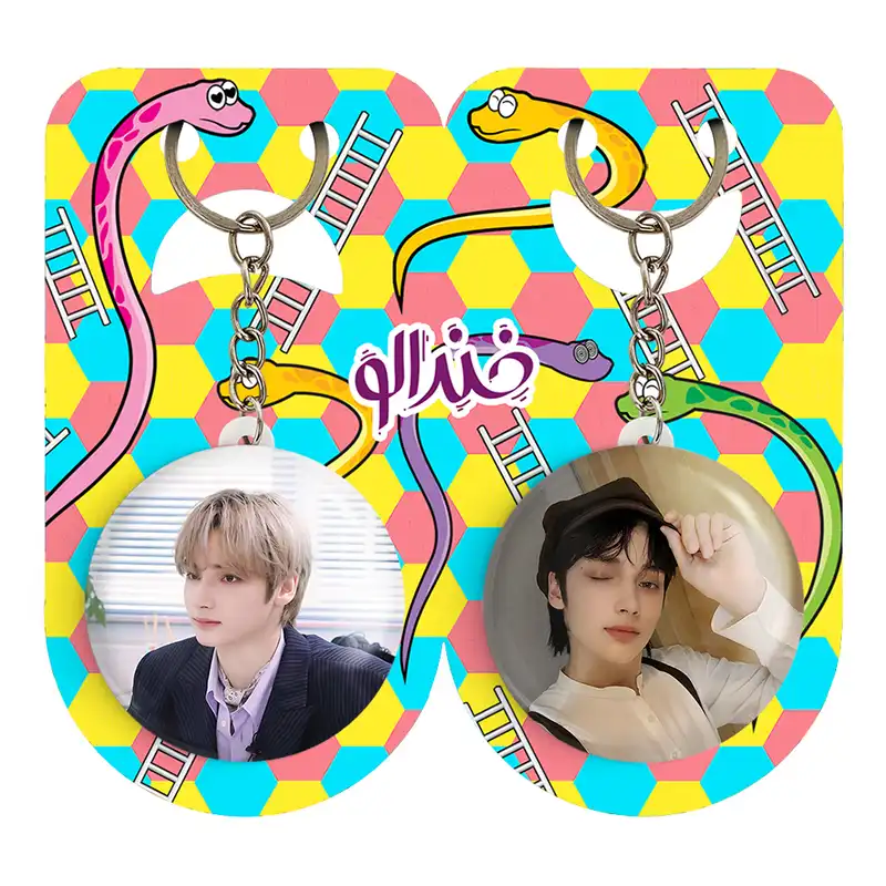 جاکلیدی خندالو مدل هیونینگ کای گروه تی اکس تی TXT کد 2001720013 مجموعه 2 عددی