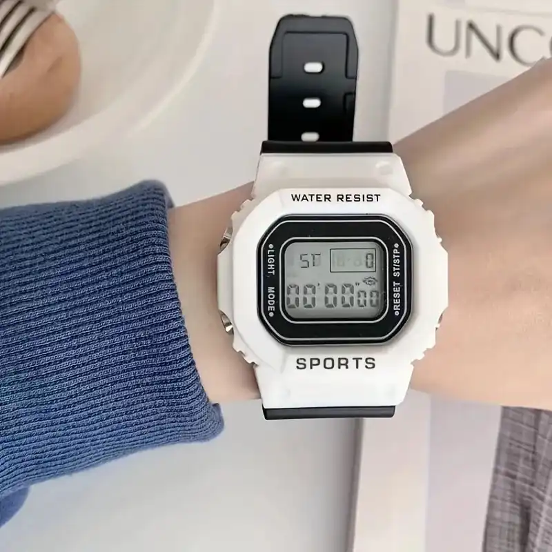 ساعت مچی دیجیتال مدل  کرنوگراف بند سیلیکونی کد 5