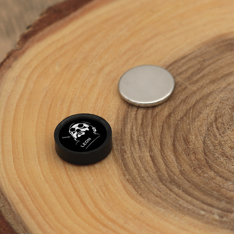 پیرسینگ گوش ناکسیگو مدل شب تاب طرح لئون کد PM6609 پیرسینگ گوش ناکسیگو مدل شب تاب طرح لئون کد PM6609