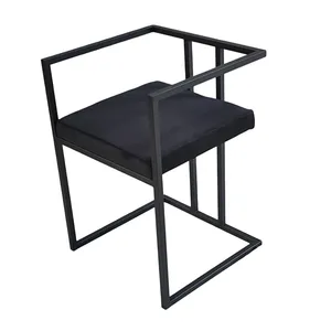 صندلی ناهارخوری آقای فلز مدل گابریل