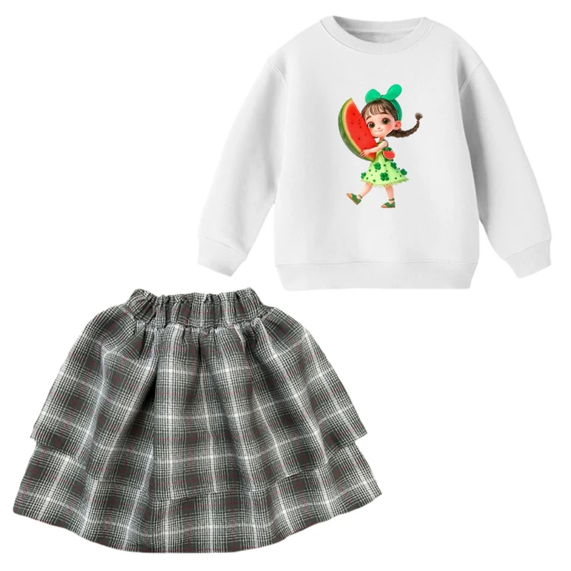 ست سویشرت و دامن دخترانه مدل دخترک یلدایی کد 04