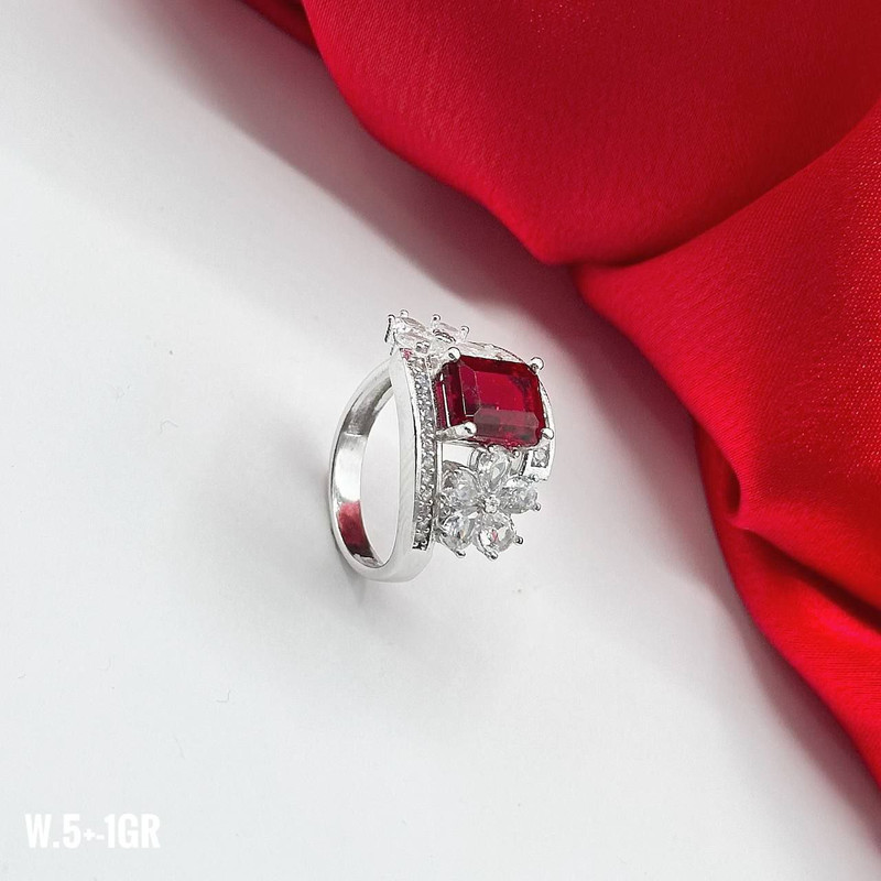 انگشتر نقره زنانه مدل آیتک 073