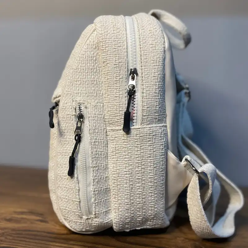 کوله پشتی زنانه مدل کنفی KK1