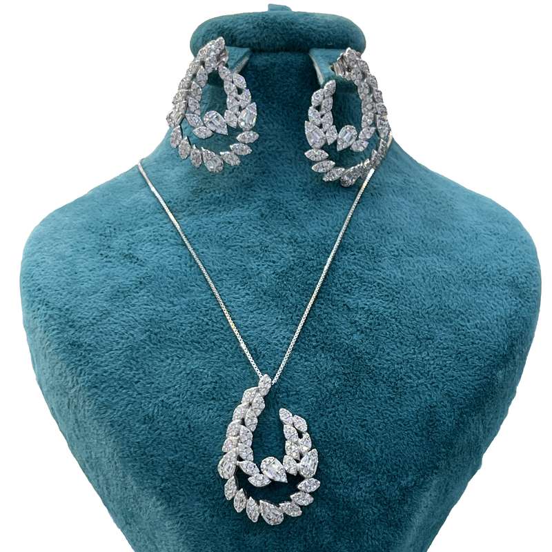 نیم ست نقره زنانه مدل جواهری نگین های اتریشی و آب رادیوم کد 0020 نیم ست نقره زنانه مدل جواهری نگین های اتریشی و آب رادیوم کد 0020