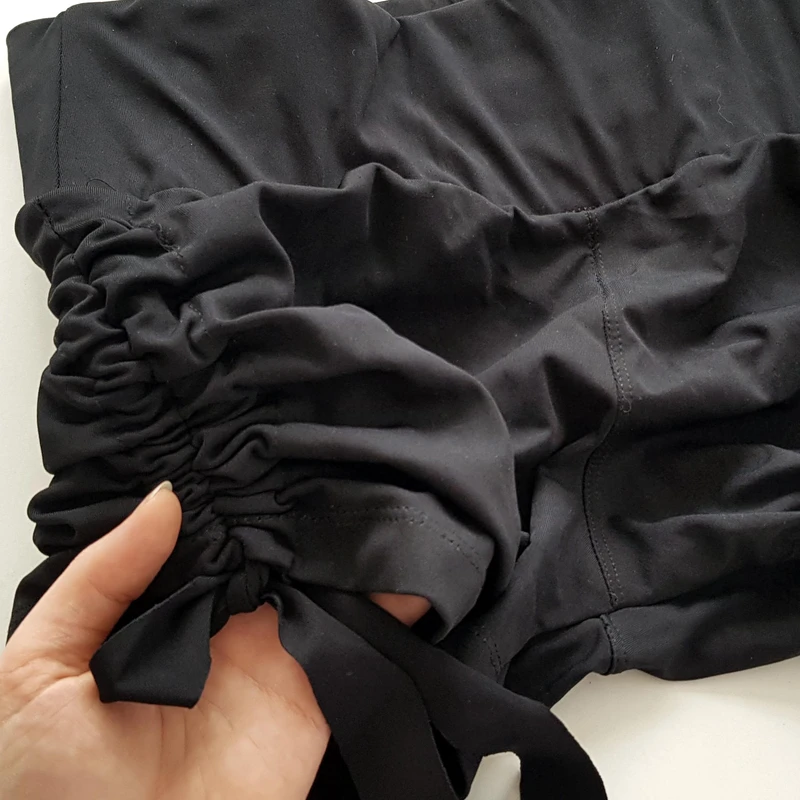 عکس شماره 4 : شلوارک ورزشی زنانه ماییلدا مدل چین دار کد 4704-2052