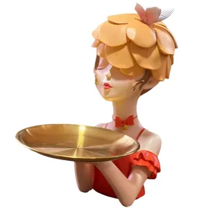 مجسمه مدل مجسمه سيني به دست گارسون دختر کیوت