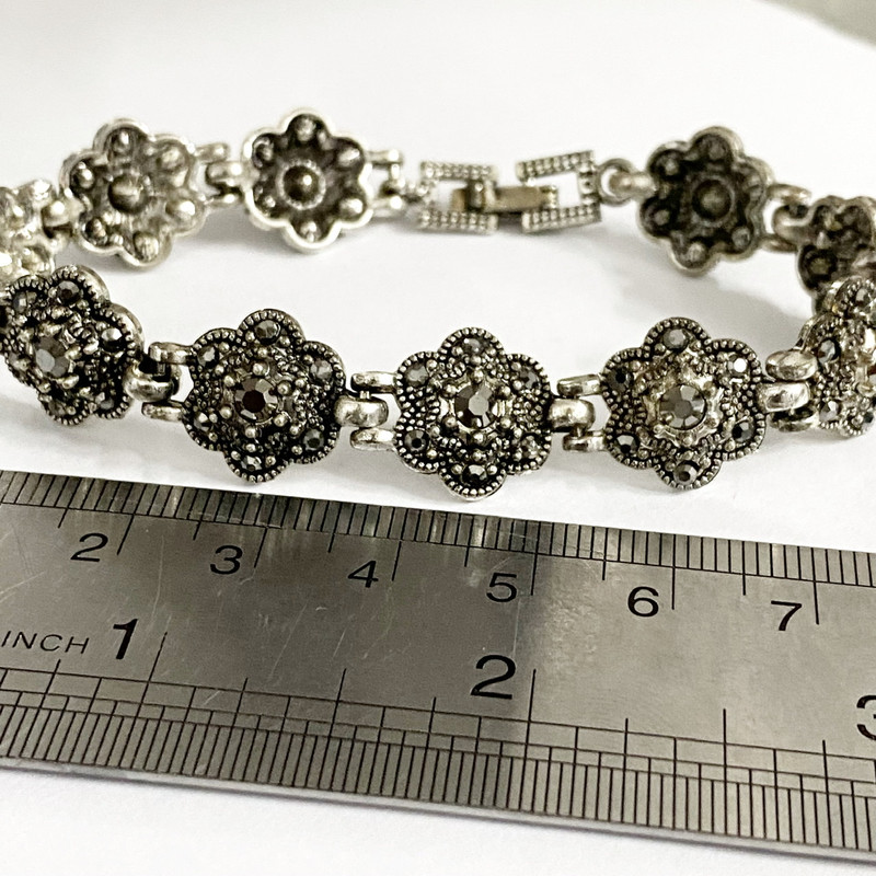 دستبند دخترانه مدل D.B207 دستبند دخترانه مدل D.B207