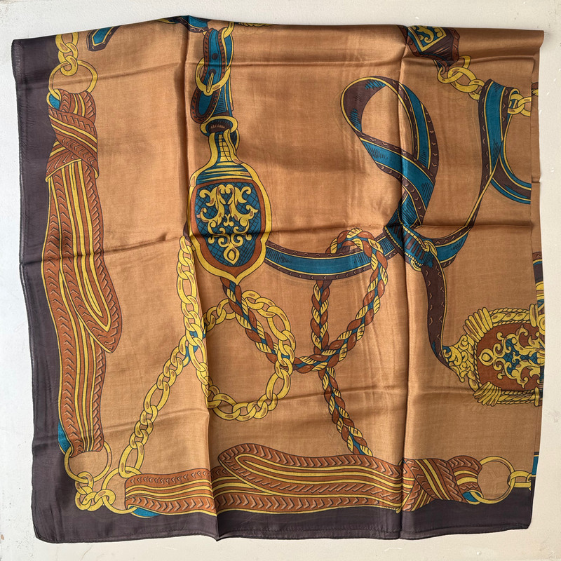 روسری زنانه مدل حریر ابریشم زنجیره ای کد 12