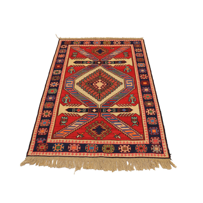 گلیم دستبافت یک و نیم متری مدل ورنی زمینه قرمز کد 40404881