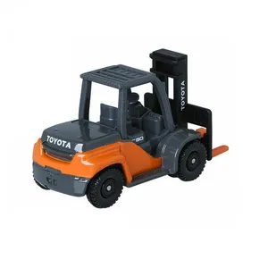 ماشین بازی تاکارا تامی مدل Toyota LF Geneo کد 859918