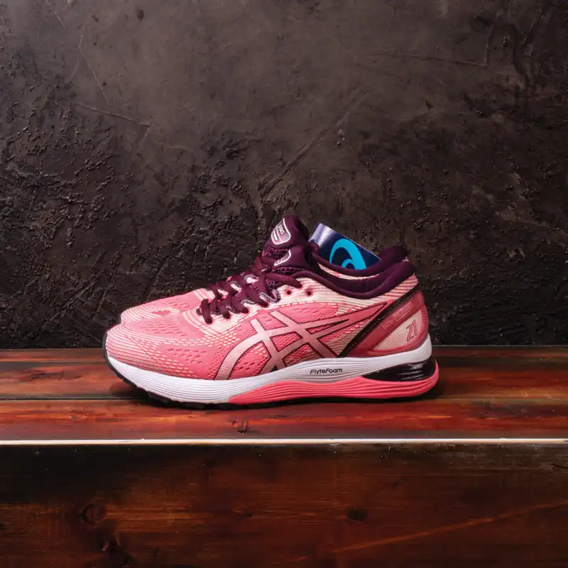 کفش مخصوص دویدن مدل GEL-NIMBUS 21 PINQ-11300305