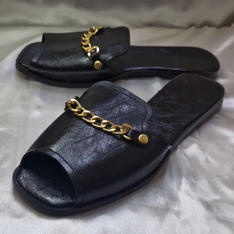 صندل زنانه مدل زنجیری