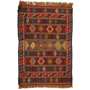 گلیم دستبافت نیم متری مدل کردی کد 1409408