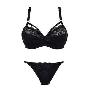 ست شورت و سوتین زنانه مدل گیپور هارنس دار کد 1900