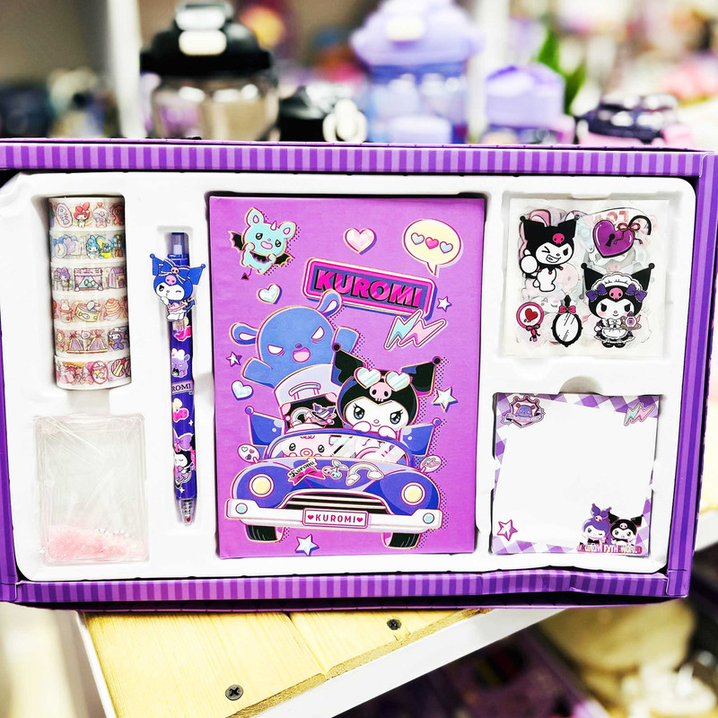 بسته لوازم تحریر مدل کورومی مجموعه 12 عددی