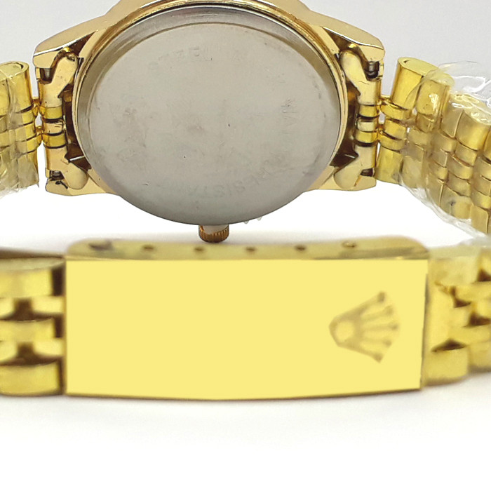 ساعت مچی عقربه ای زنانه والار مدل دیتی جاست کد 1