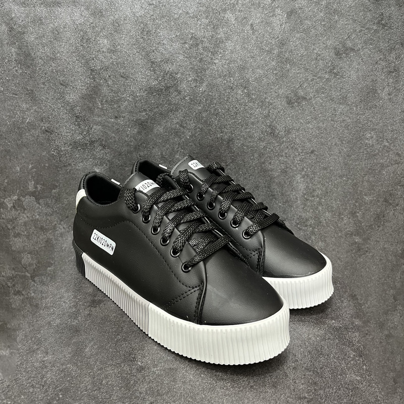 کفش روزمره زنانه مدل گلوری