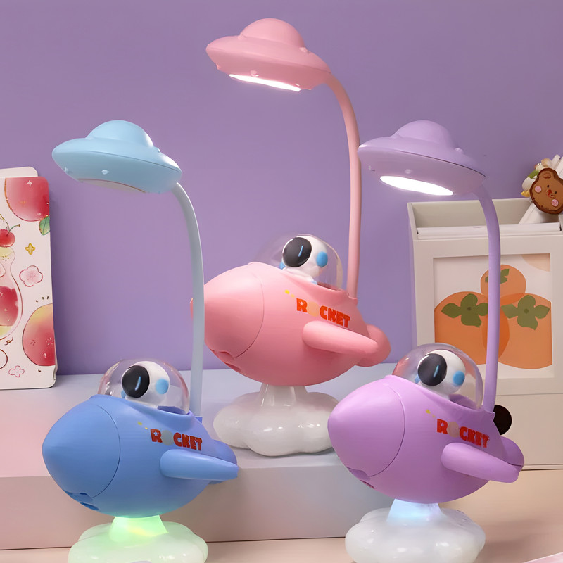 چراغ مطالعه مدل دو حالته طرح فضانورد و موشک