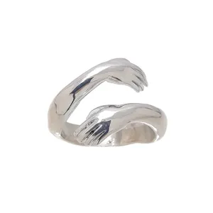 انگشتر نقره زنانه مدل آغوش  کد 137