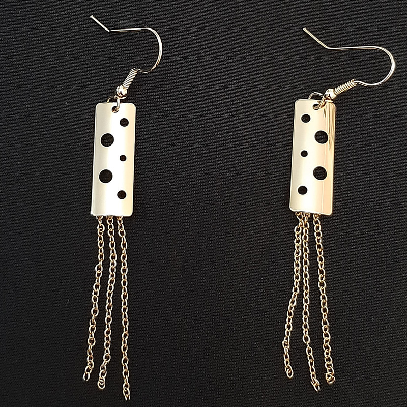 گوشواره زنانه مدل رازالی گوشواره زنانه مدل رازالی