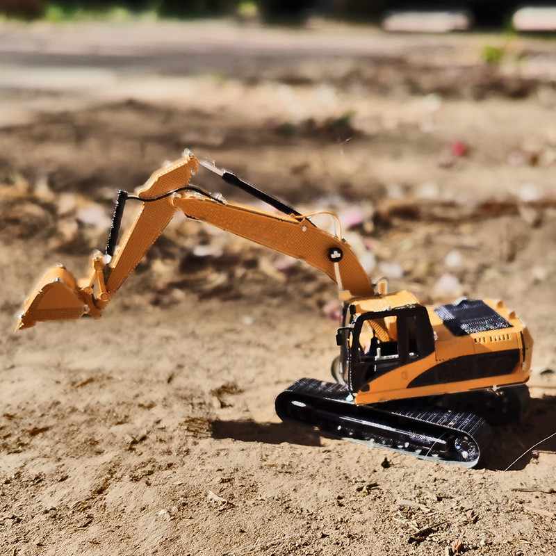 ساختنی مدل Excavator