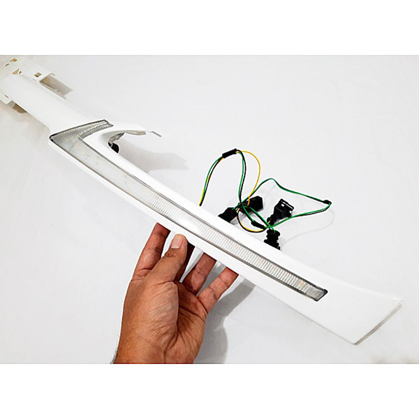 جلو پنجره خودرو مدل دیلایت کد RAHNA مناسب برای پژو 206 مجموعه 2 عددی