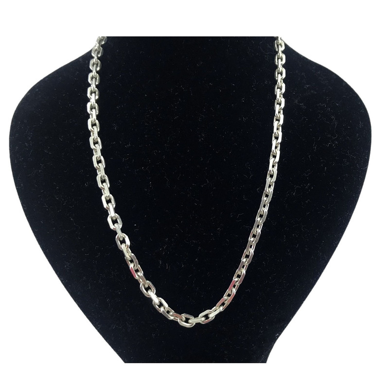 زنجیر نقره زنانه گالری ظهیرالدینی مدل دیپلمات کد CHM-53 زنجیر نقره زنانه گالری ظهیرالدینی مدل دیپلمات کد CHM-53