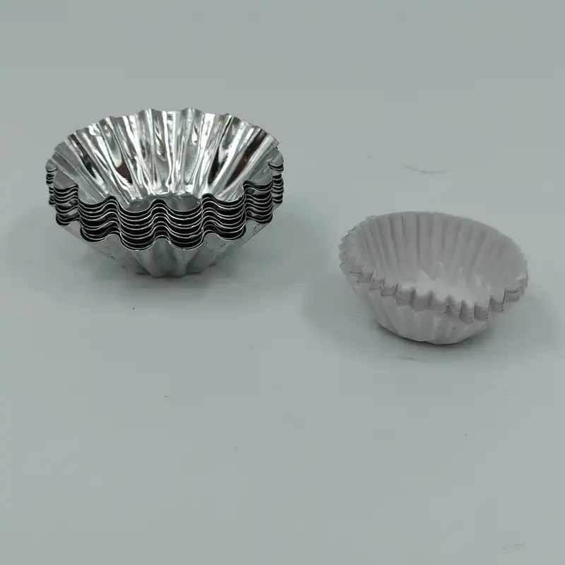 قالب کیک مدل H - 5 کد 115 بسته 10 عددی به همراه کاپ کپسول کیک