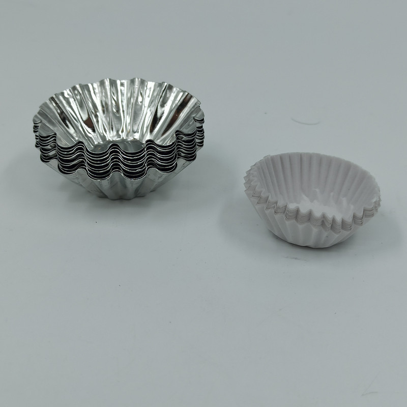 قالب کیک مدل H - 5 کد 115 بسته 10 عددی به همراه کاپ کپسول کیک