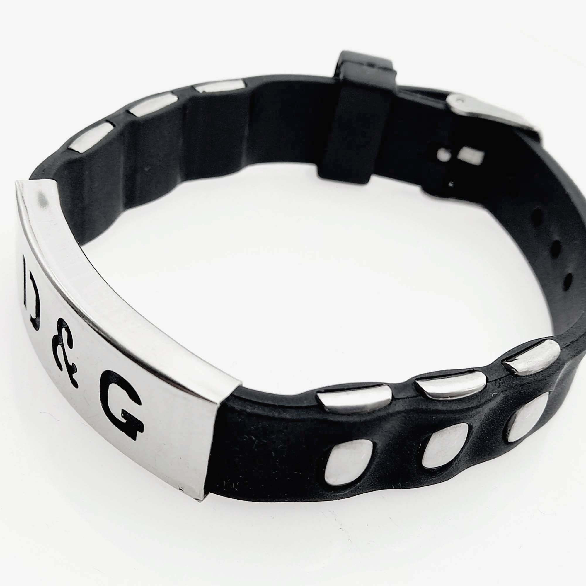 دستبند مردانه طرح سه پین مدل ساعتی کد 780DSM