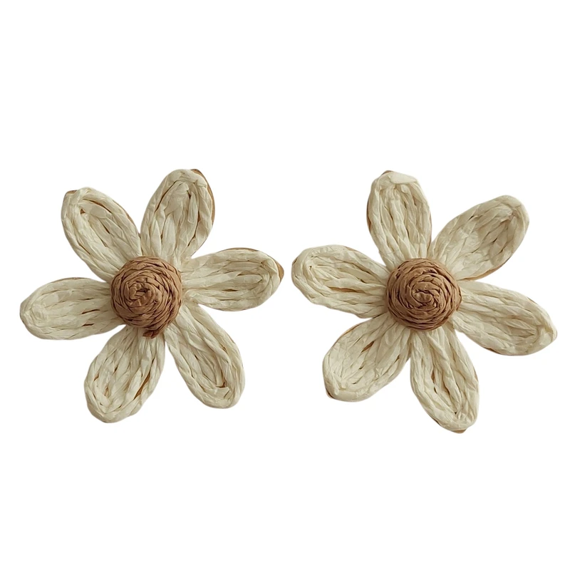 گوشواره آویز زنانه مدل حصیری طرح گل کد A13