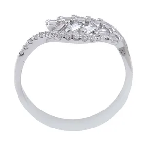 انگشتر نقره زنانه بازرگانی میلادی مدل قالب جواهری روکش رادیوم کد AWR_1166