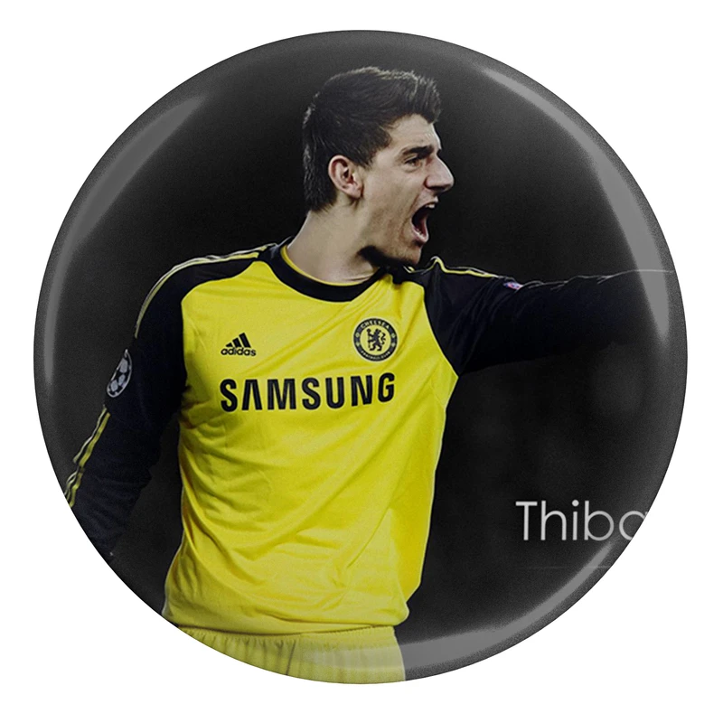 مگنت طرح دروازه‌بان فوتبال رئال مادرید اسپانیا تیبو کورتوا مدل S5495 