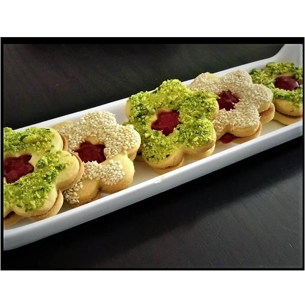 عکس شماره 9 : قالب شیرینی بهگز مدل زمرد مجموعه 9عددی