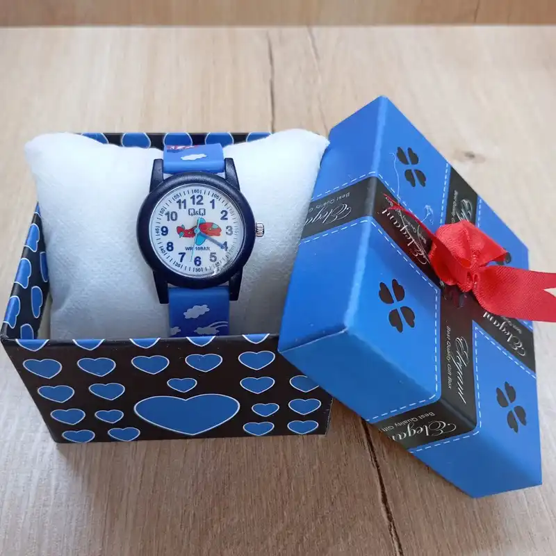 ساعت مچی عقربه ای بچگانه کیو اند کیو مدل VP34J062Y