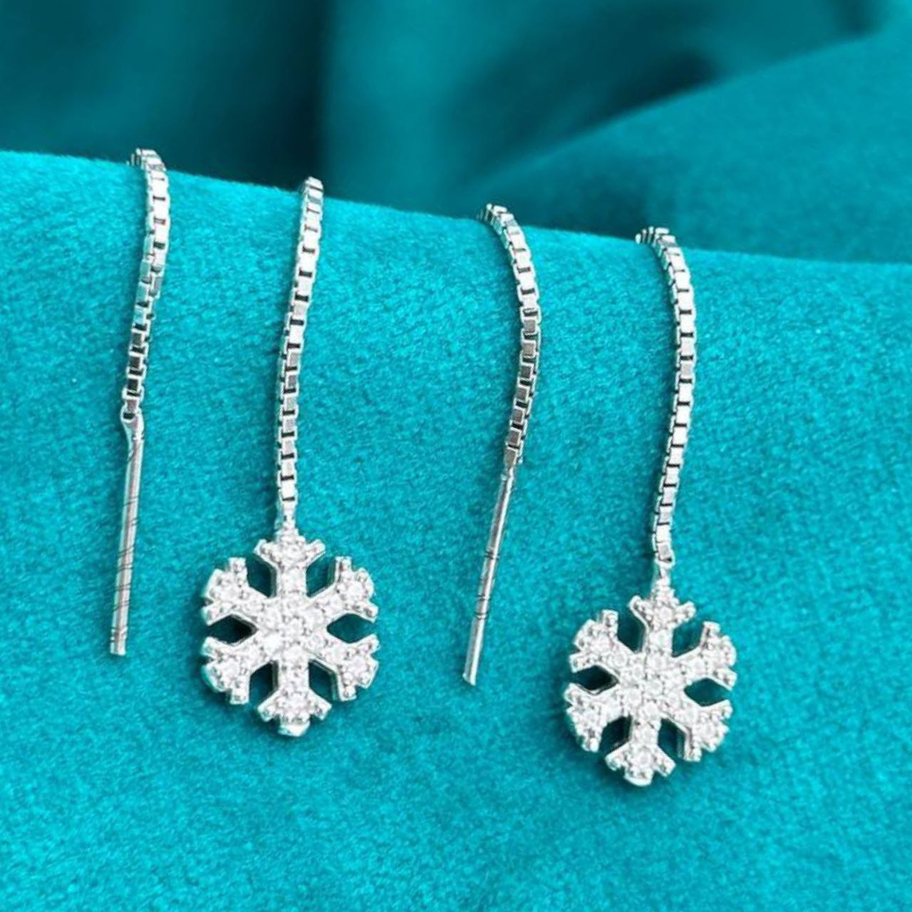 گوشواره نقره زنانه مدل بخیه برفی RZZDEH-031