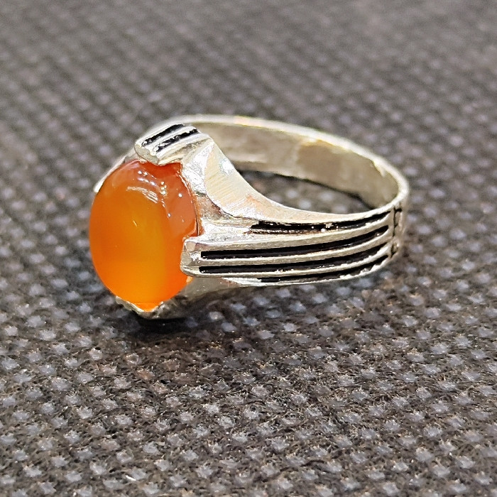 انگشتر نقره مردانه مدل عقیق یمانی کد 4000