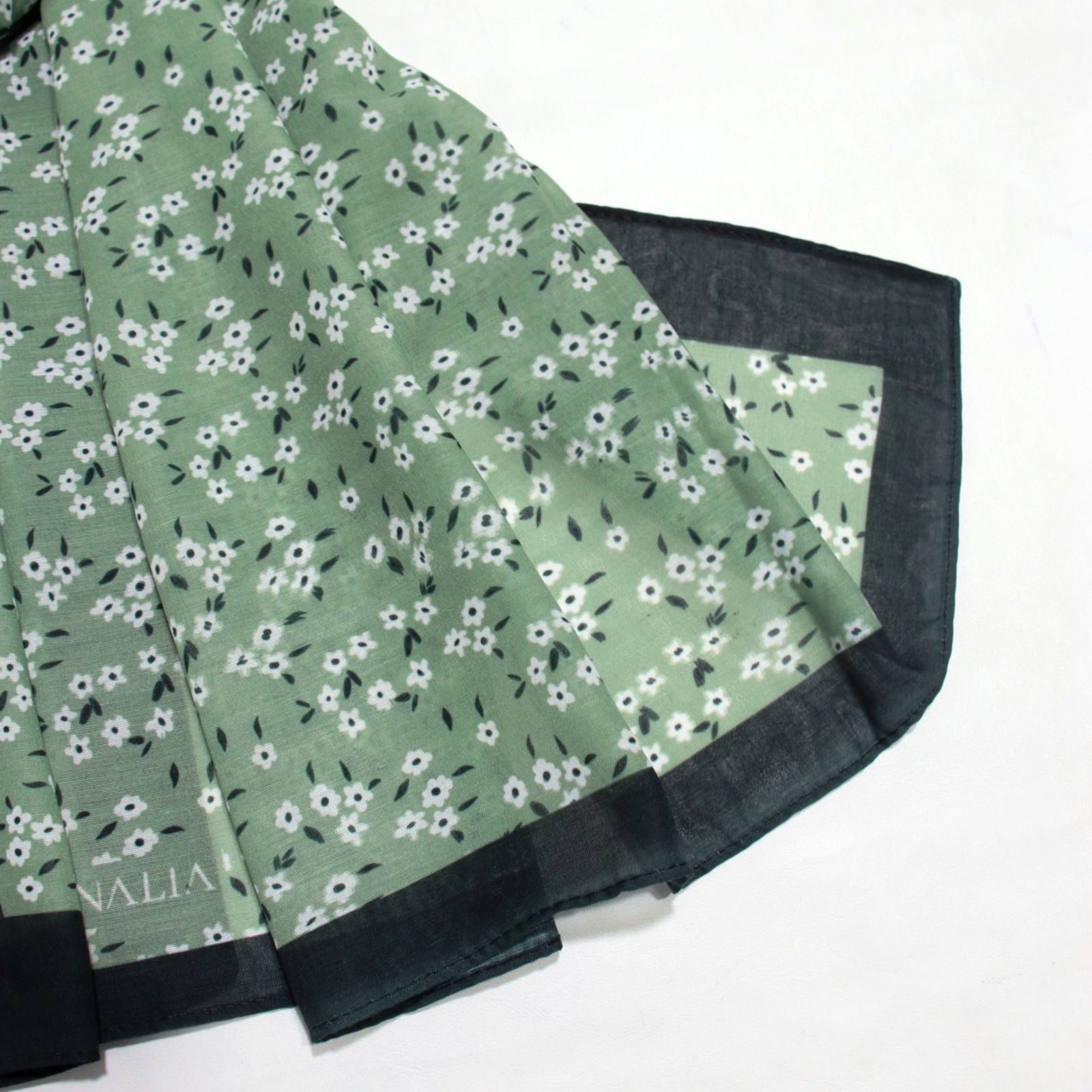 شال زنانه مدل خنک تابستانه طرح گل کد 7062 -  - 15