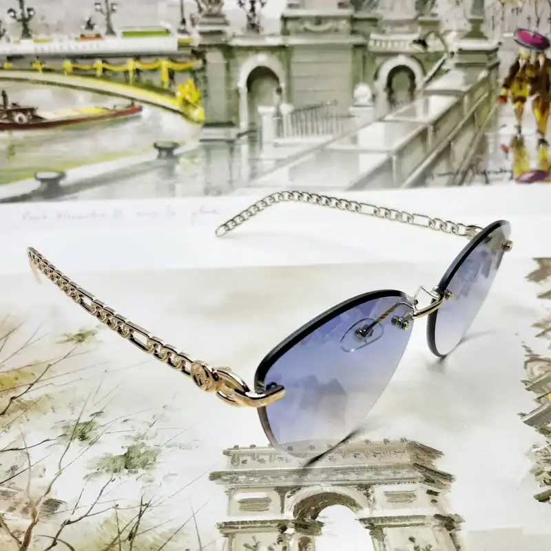 عینک آفتابی زنانه مدل GCHAINbu