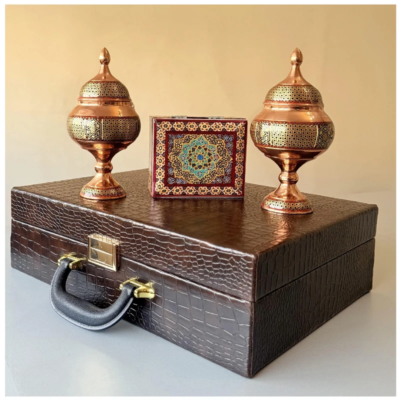 عکس شماره 3 : ست هدیه شکلات-خوری و جعبه خاتم مدل 0036