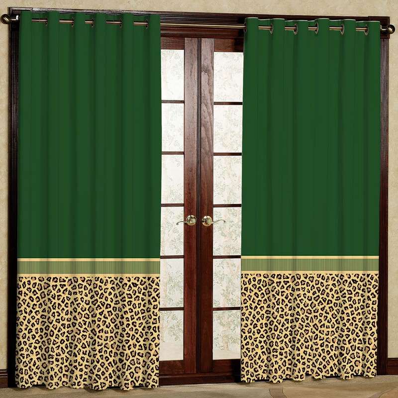 پرده طرح حاشیه پلنگی مدل مخمل پانچی کد 5539 W سایز 140x200 سانتی متر پرده طرح حاشیه پلنگی مدل مخمل پانچی کد 5539 W سایز 140x200 سانتی متر