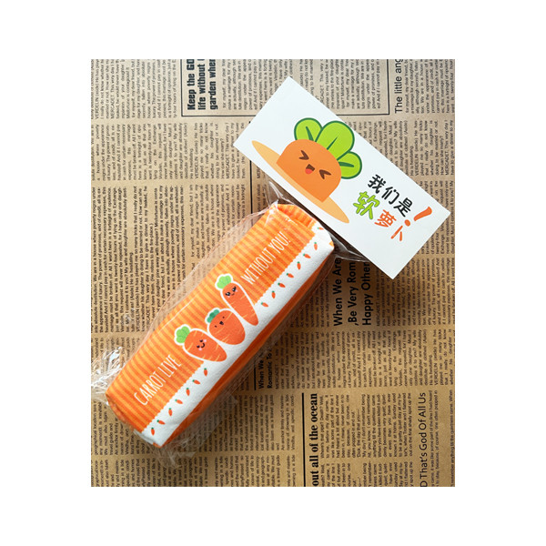 بسته لوازم تحریر مدل هویج خوشحال مجموعه 3 عددی