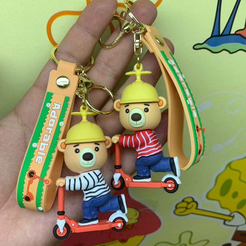 جاکلیدی مدل سیلیکونی طرح خرس اسکوتر سوار اورجینال جاکلیدی مدل سیلیکونی طرح خرس اسکوتر سوار اورجینال