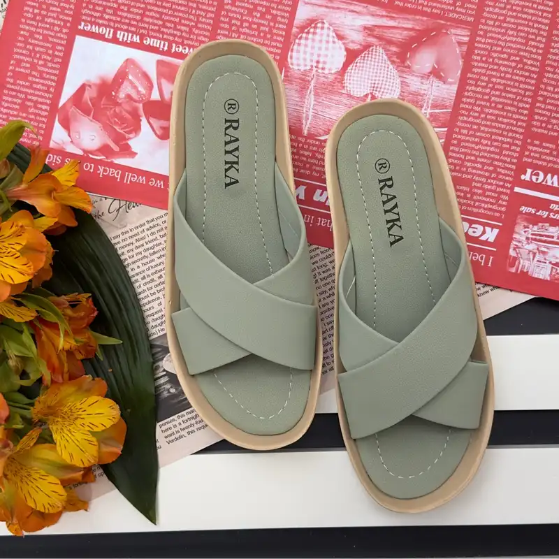 صندل زنانه رایکا طب مدل آوا GR