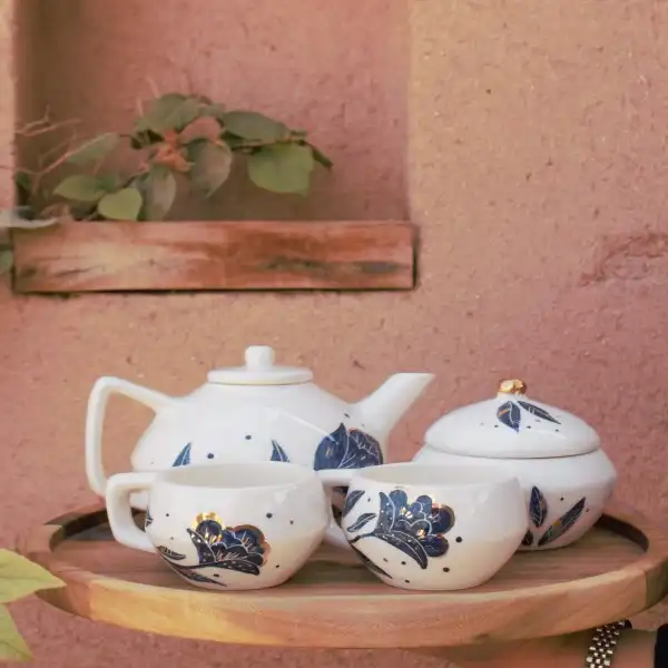سرویس چایخوری سرامیکی 5 پارچه دیباچه مدل ونوس کد 102