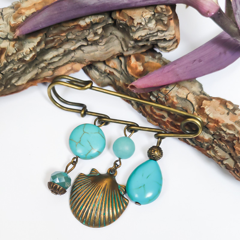 سنجاق سینه زنانه مدل دبی سنجاق سینه زنانه مدل دبی