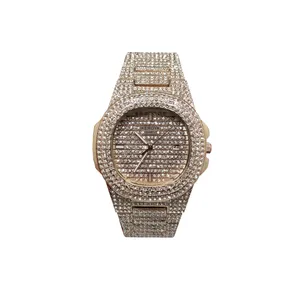 ساعت مچی عقربه ای زنانه مدل نگین دار کد k-rse gld