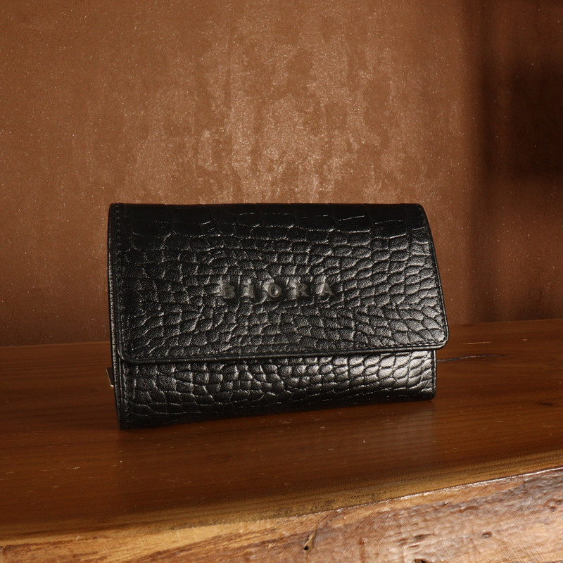 کیف پول زنانه بیورا مدل کروکودیلی کد kz04