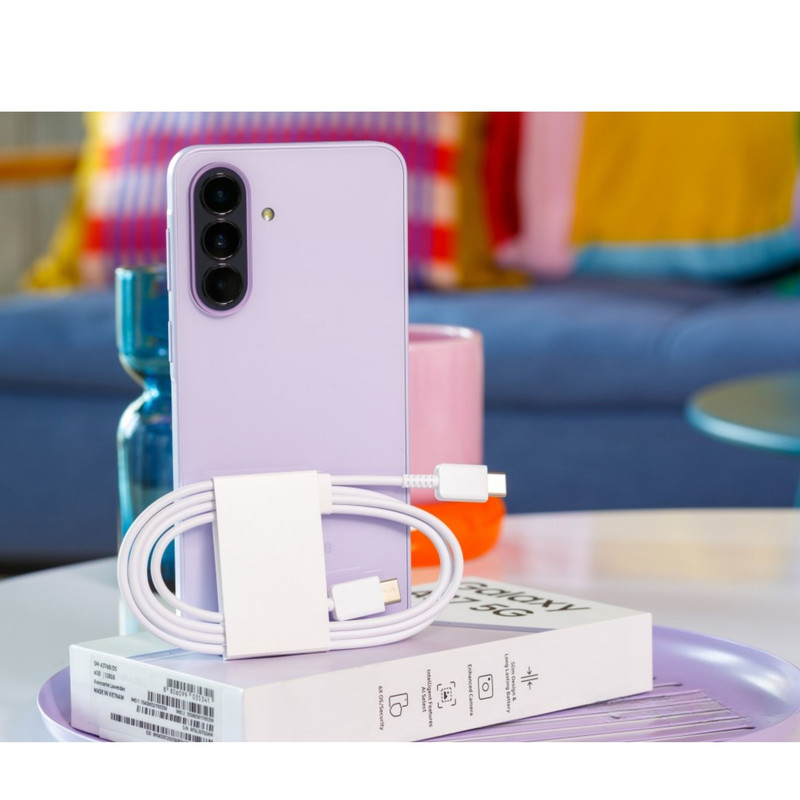 گوشی موبایل سامسونگ مدل Galaxy A37 دو سیم‌کارت ظرفیت 128 گیگابایت و رم 8 گیگابایت - ویتنام - به همراه شارژر 25 وات سامسونگ